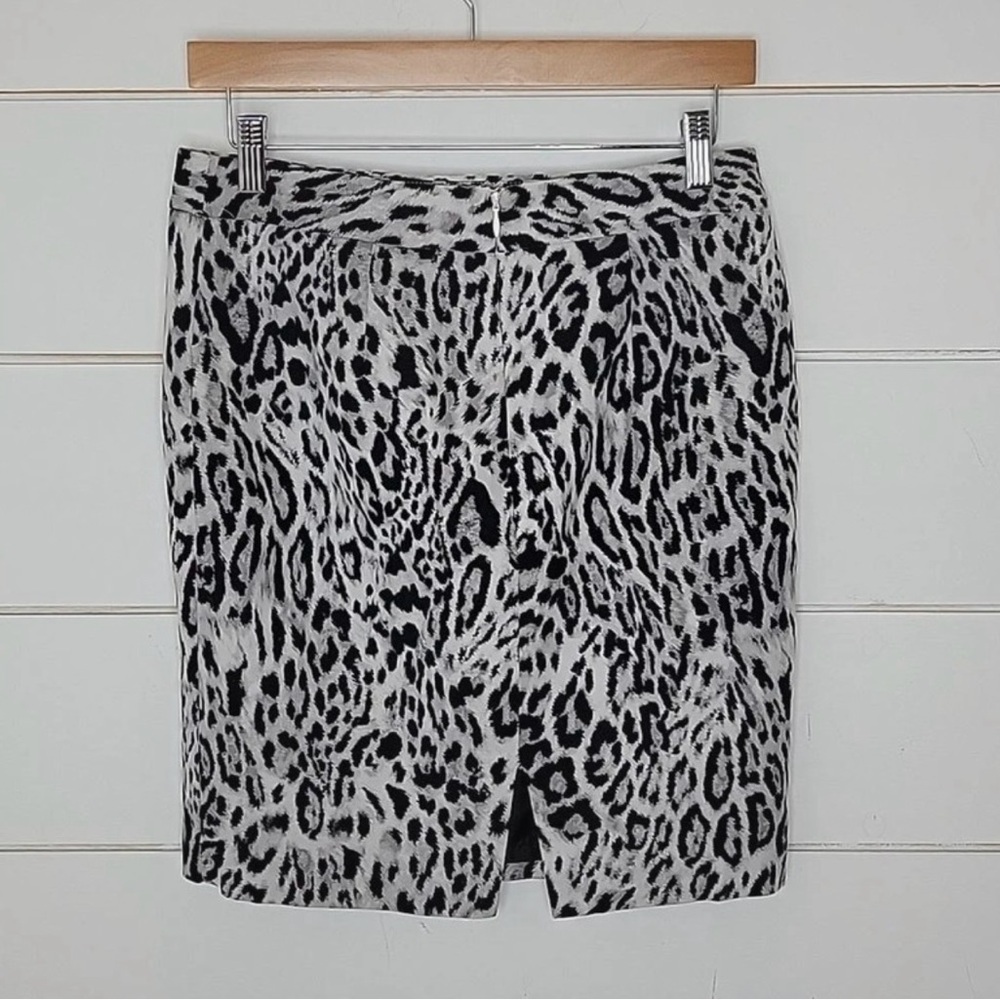 Worthington Animal Print Pencil Skirt Size 4P - Picture 3 of 5